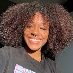 Meet your Posher, Sam